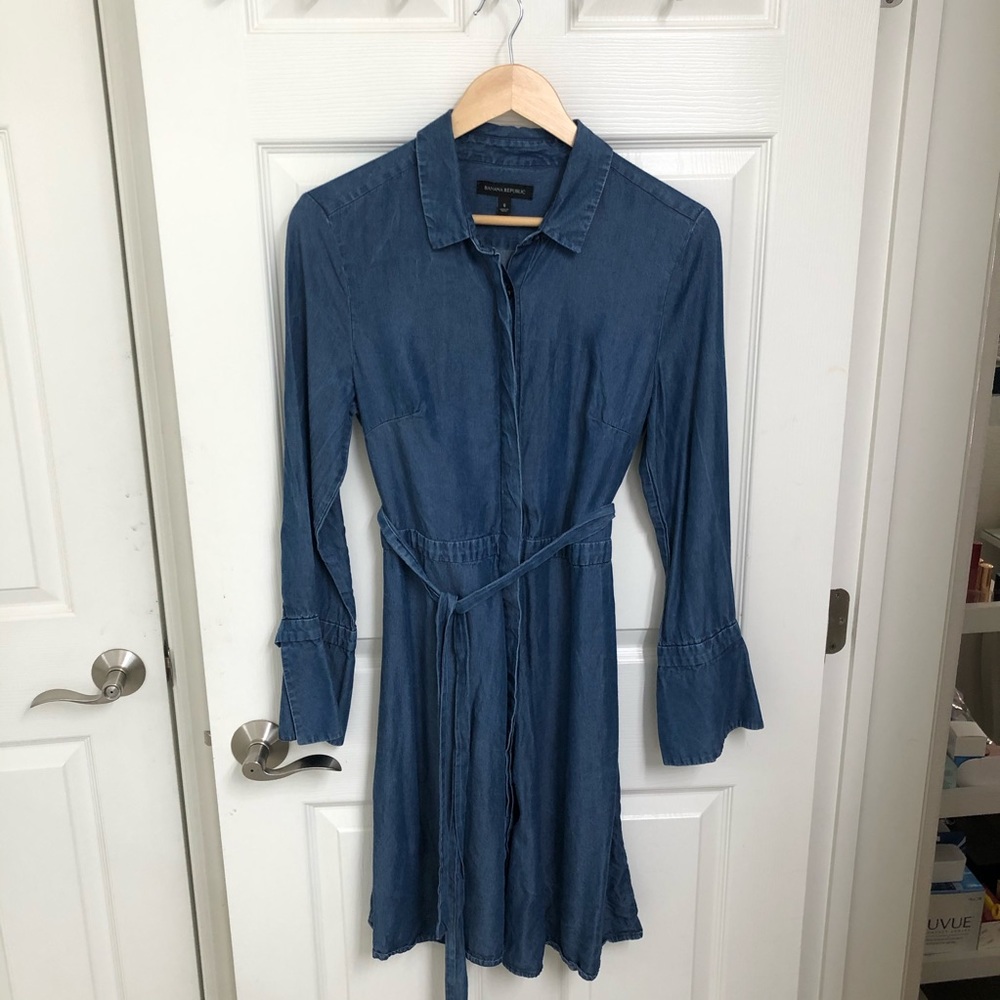 Banana Republic denim shirt dress